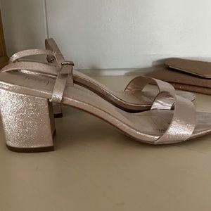 Evening pump with matching clutch